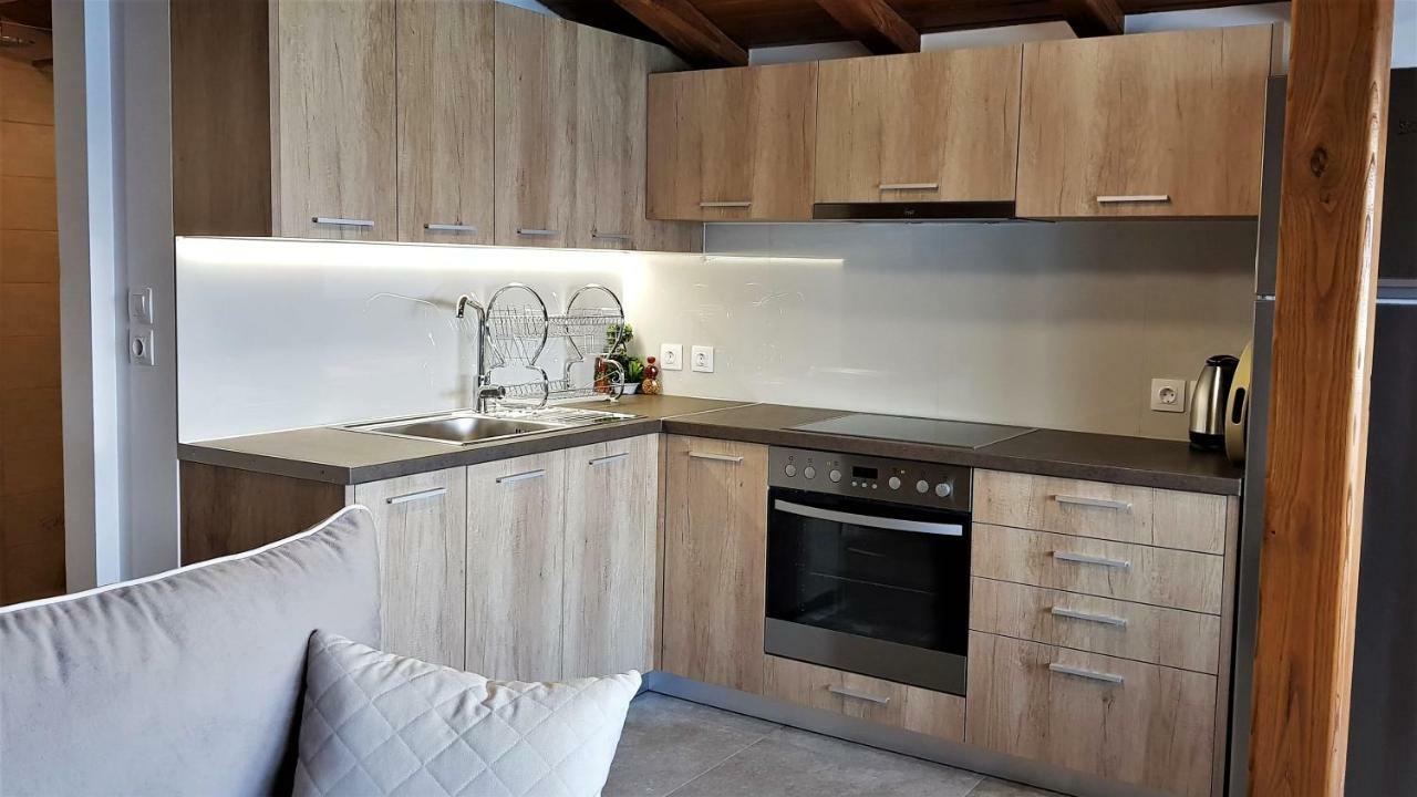 Golden Attic Apartment Nea Roda Exterior foto